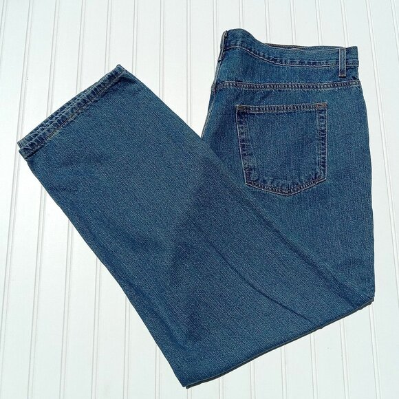 SADDLEBRED Jeans Men's 42 x 32 Blue Denim Medium Wash Classic Fit 8956 Zip Fly - Picture 1 of 10